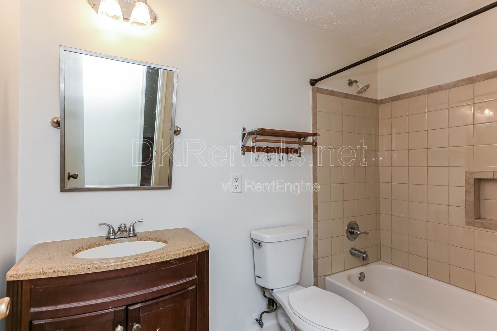 Charming House in Riverdale! property image
