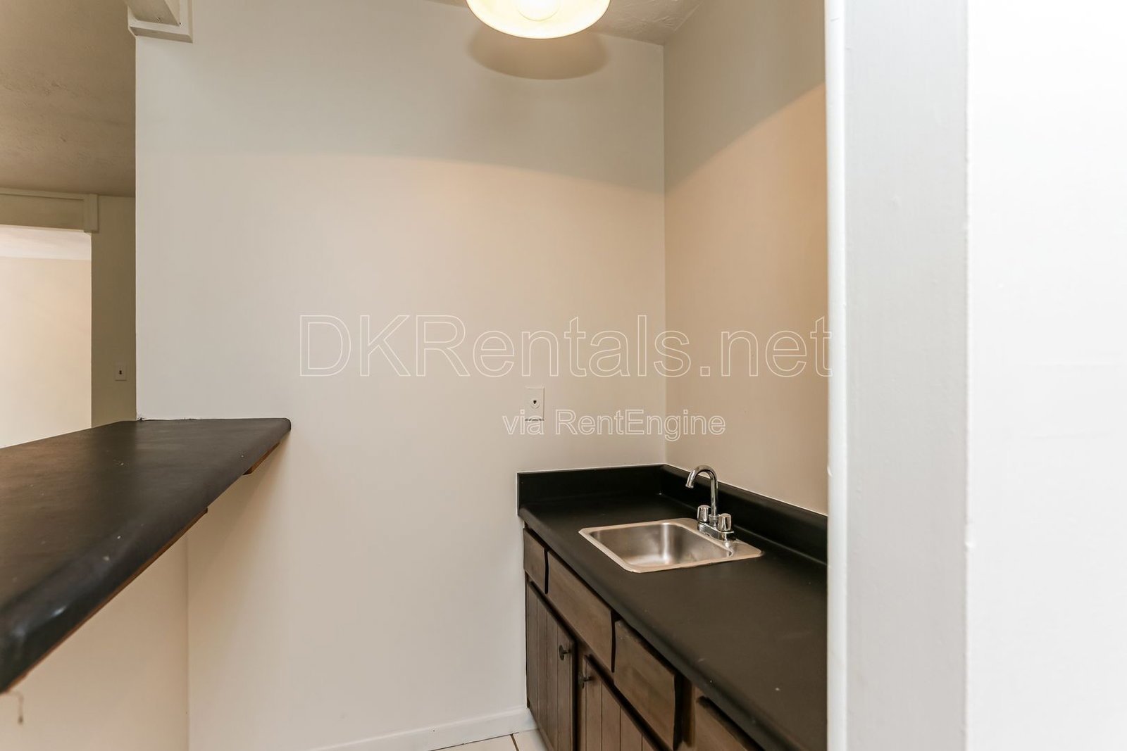 Charming House in Riverdale! property image