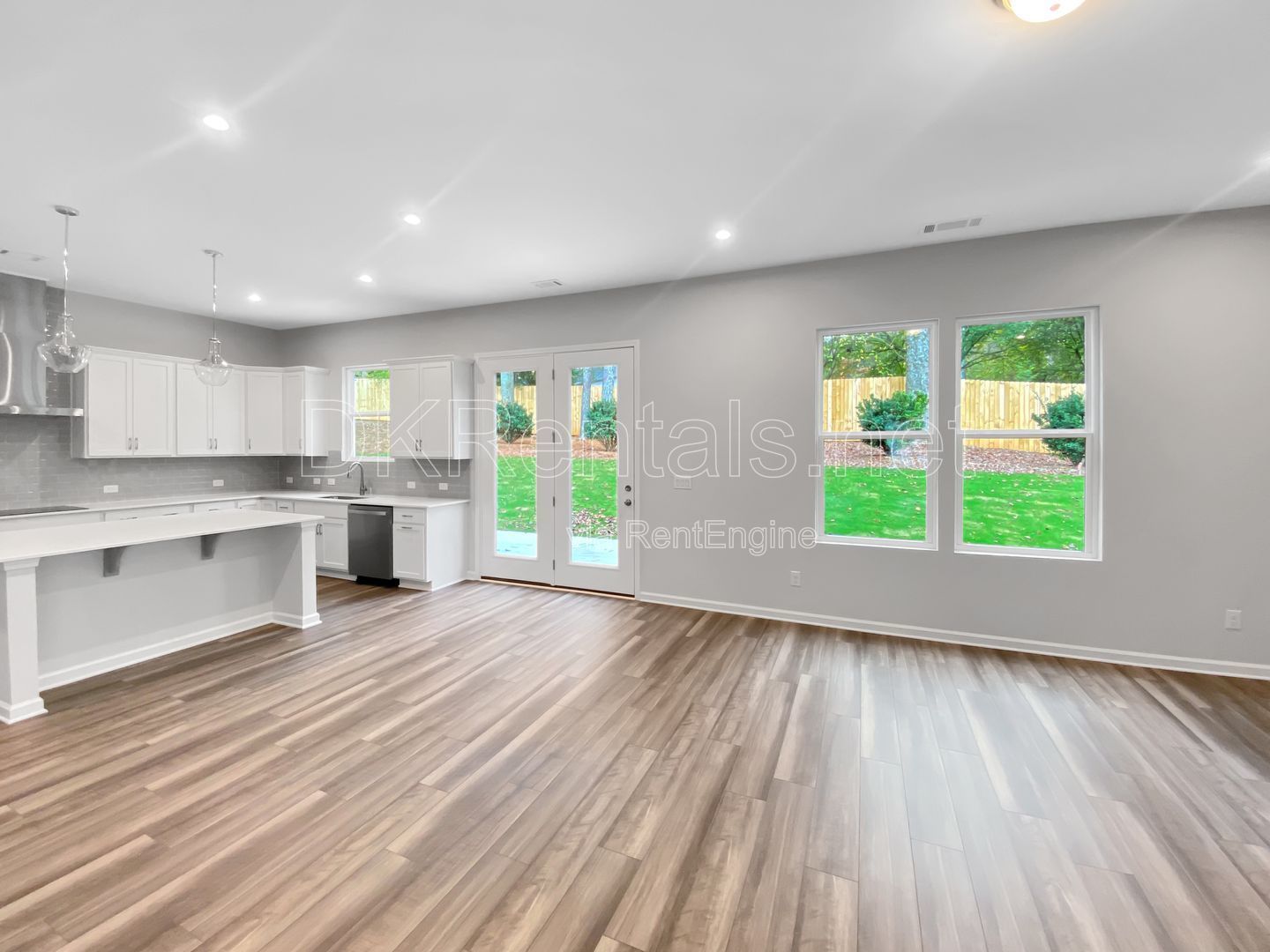 New construction home in the desirable Holly Springs! property image