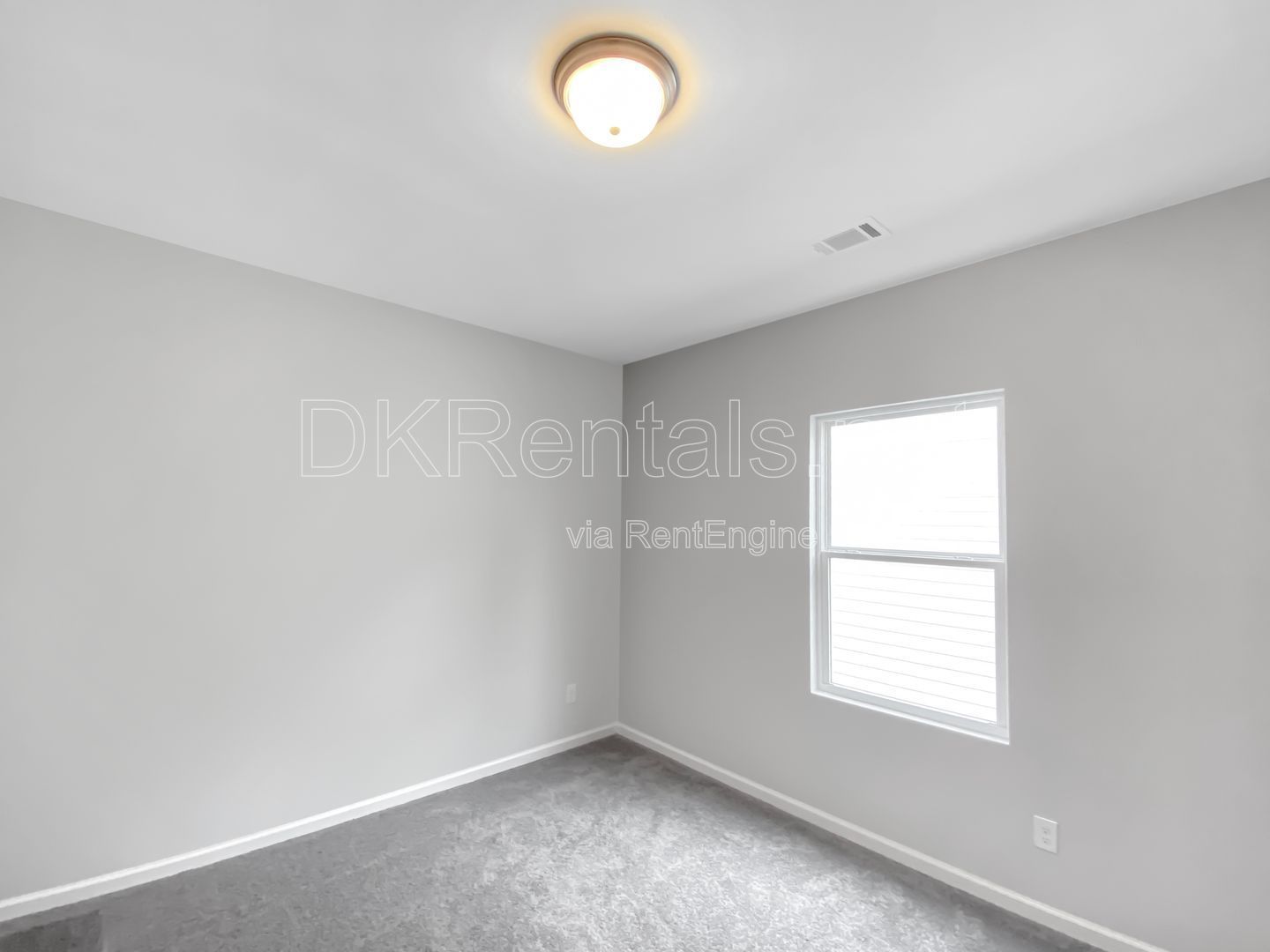 New construction home in the desirable Holly Springs! property image