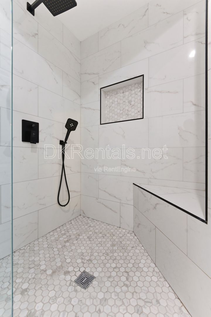 220 Renaissance Pkwy NE Unit #2111 Atlanta, GA 30308 property image