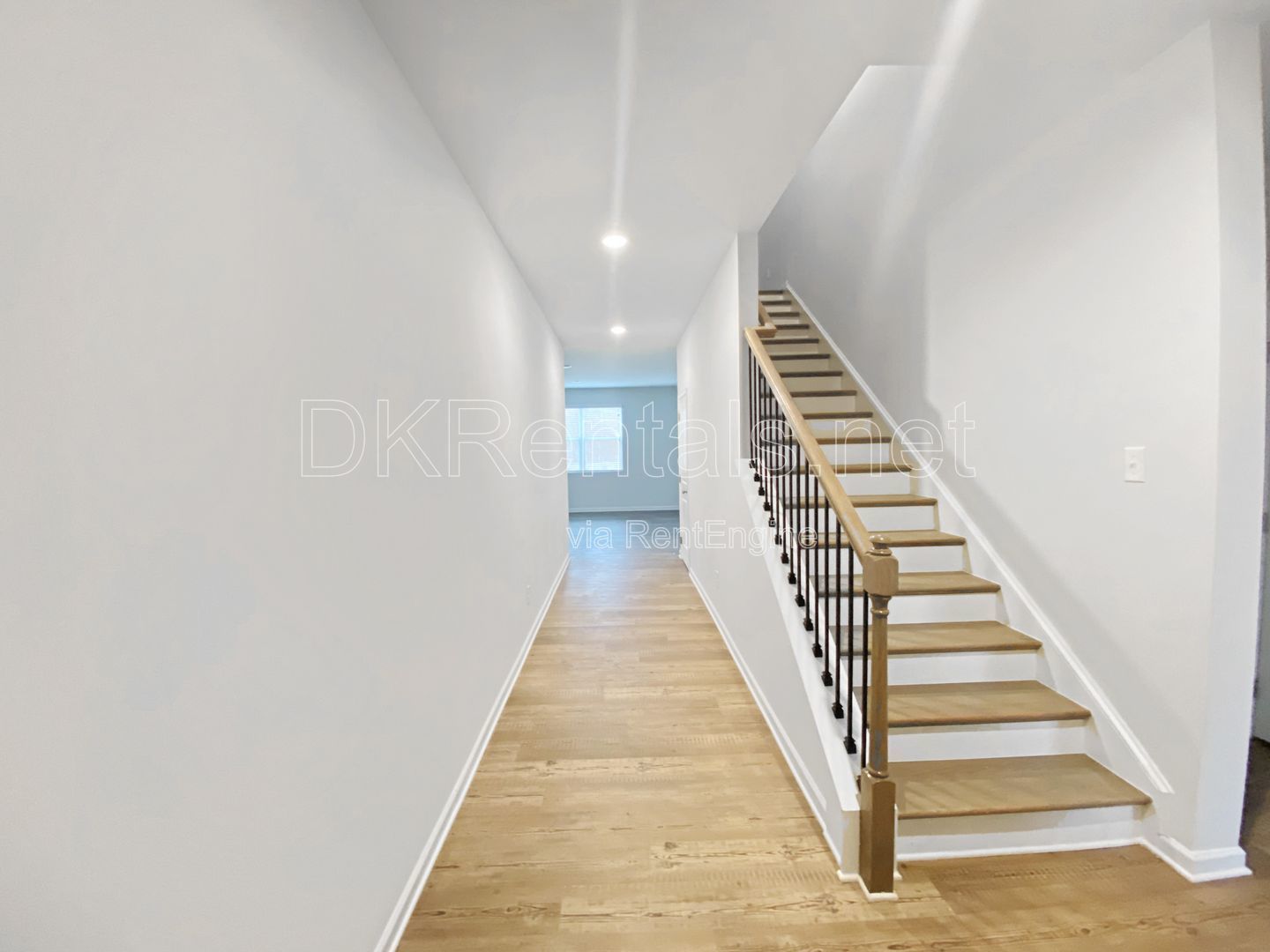 Modern home in the desirable Dawsonville, GA! property image
