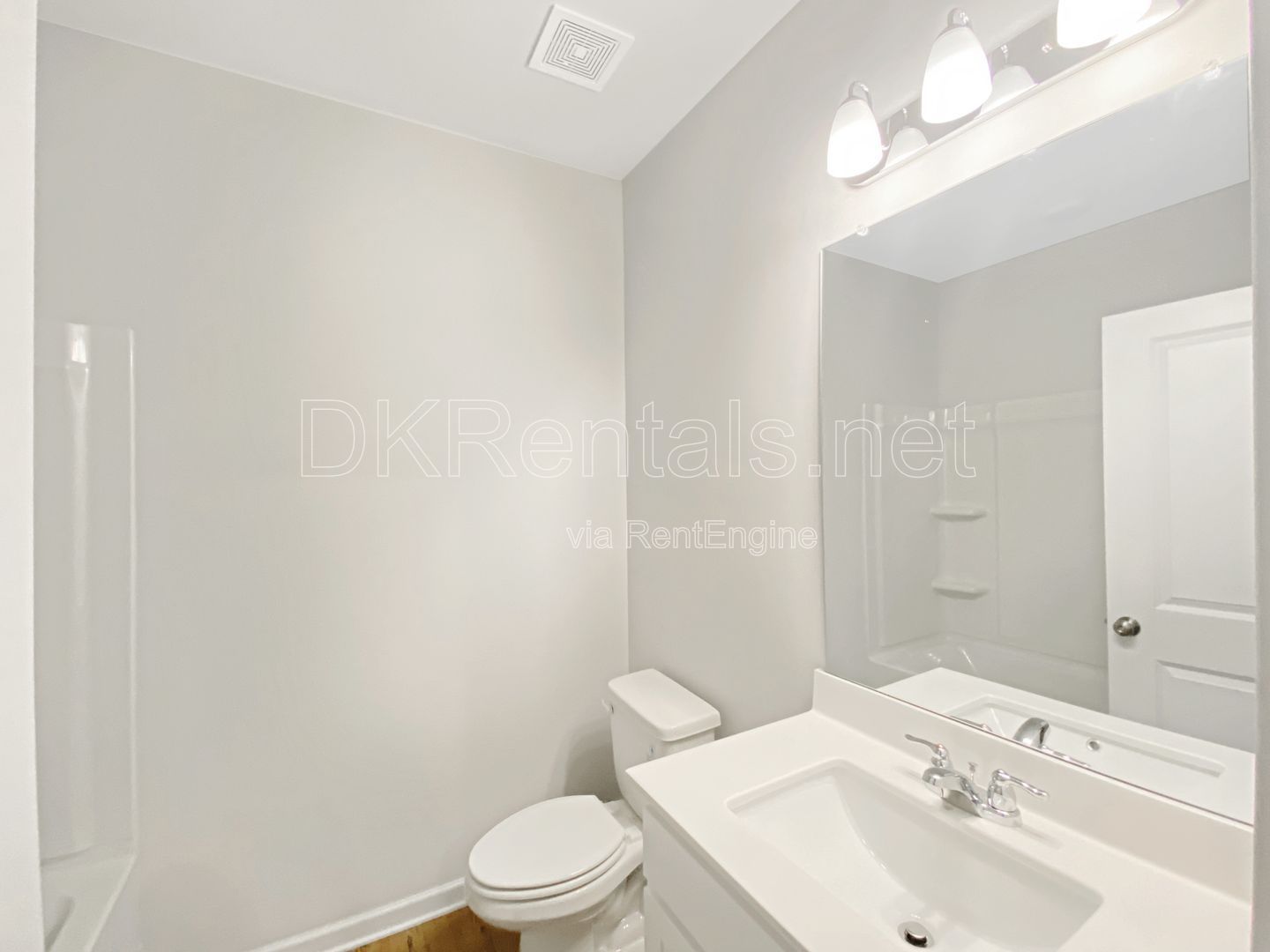 Modern home in the desirable Dawsonville, GA! property image