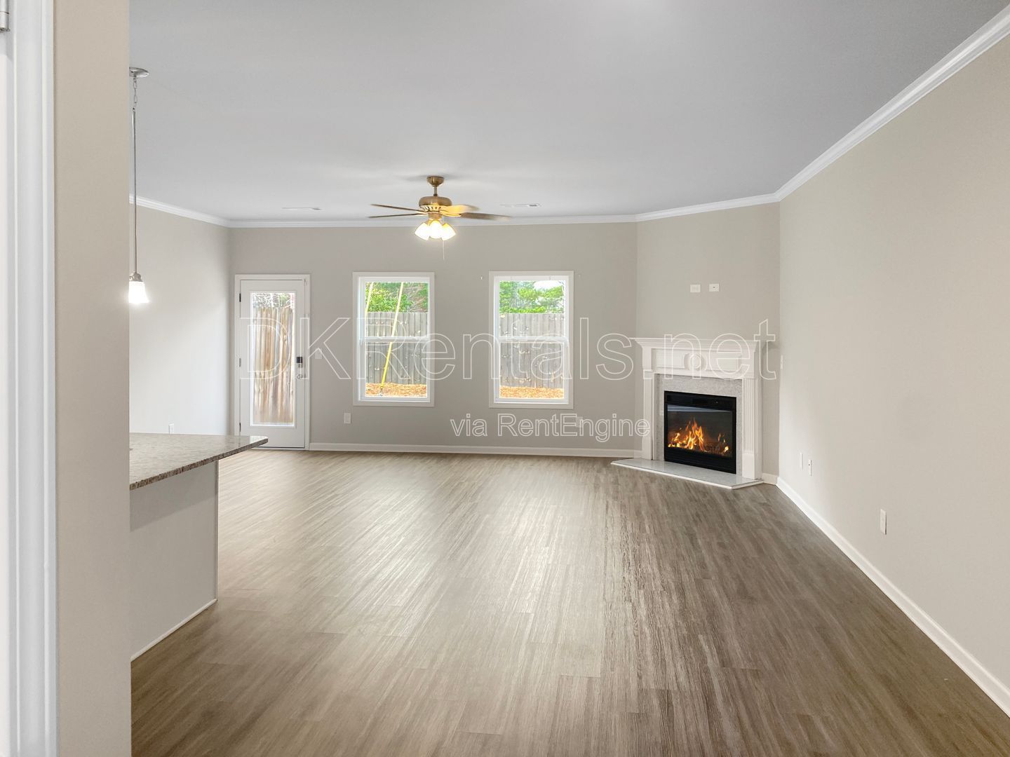 Stylish 3-Bedroom Townhouse with community pool access! property image