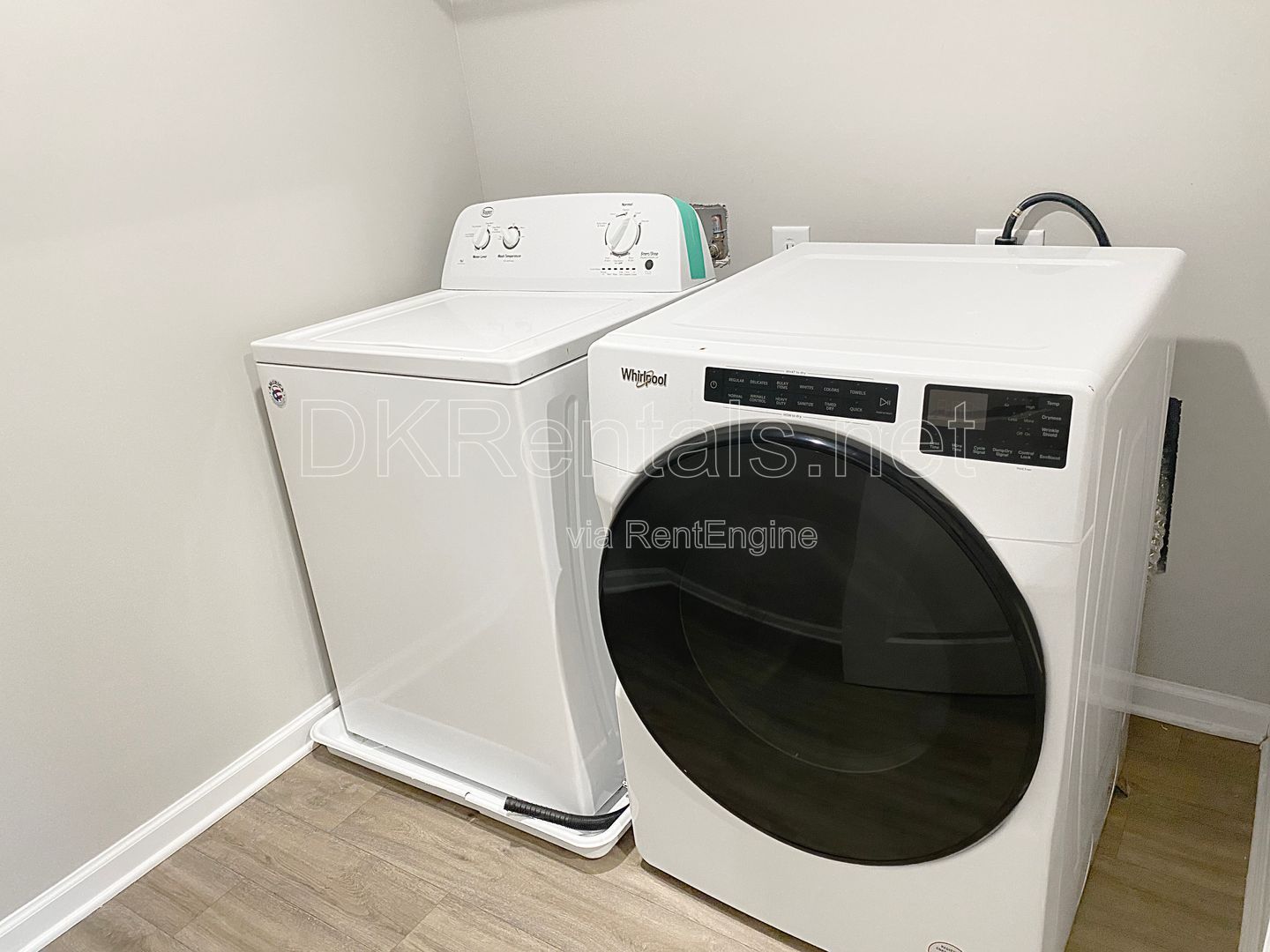 Stylish 3-Bedroom Townhouse with community pool access! property image