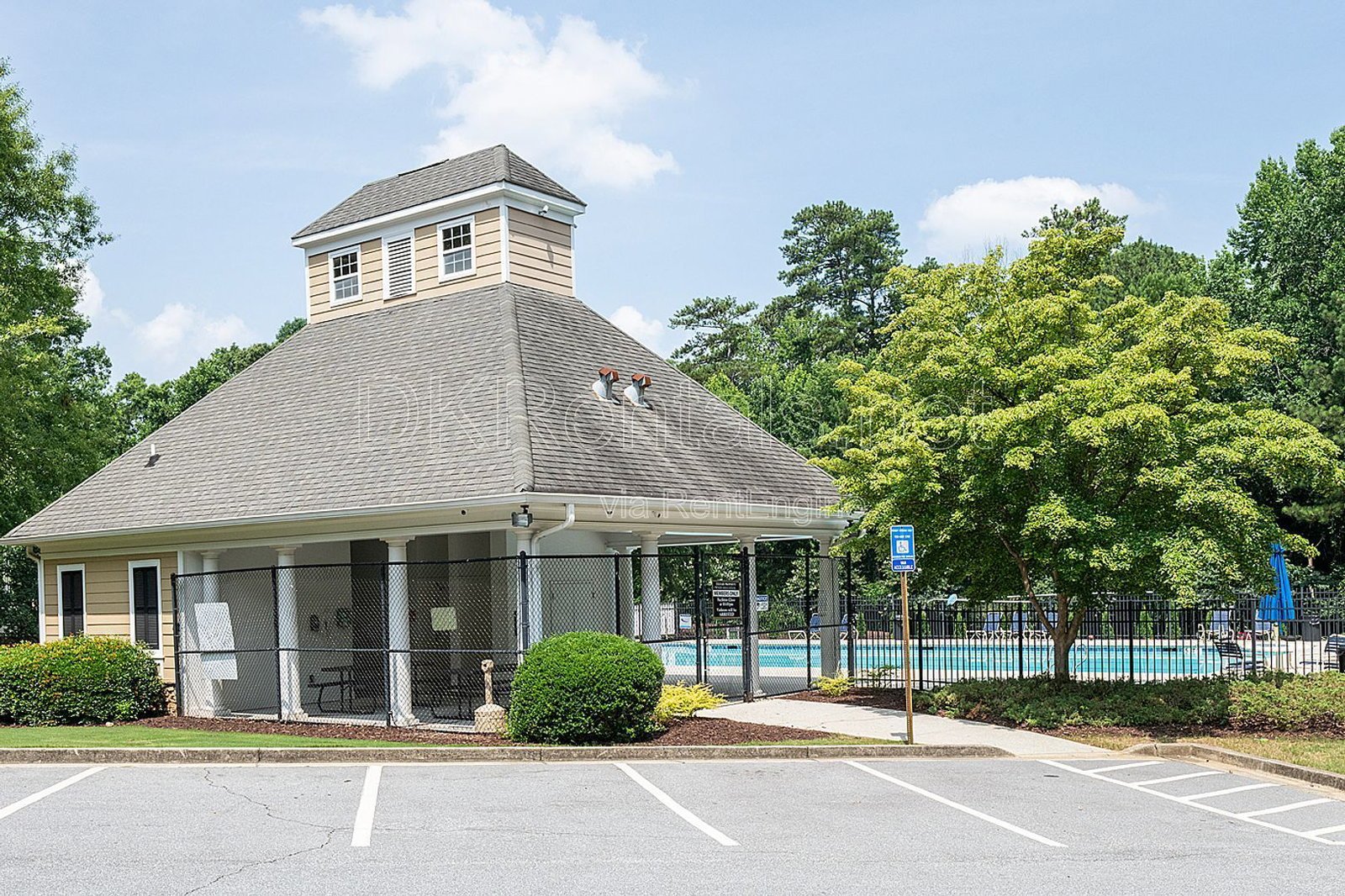 1540 Hampton Hollow Drive Lawrenceville, GA 30043 property image