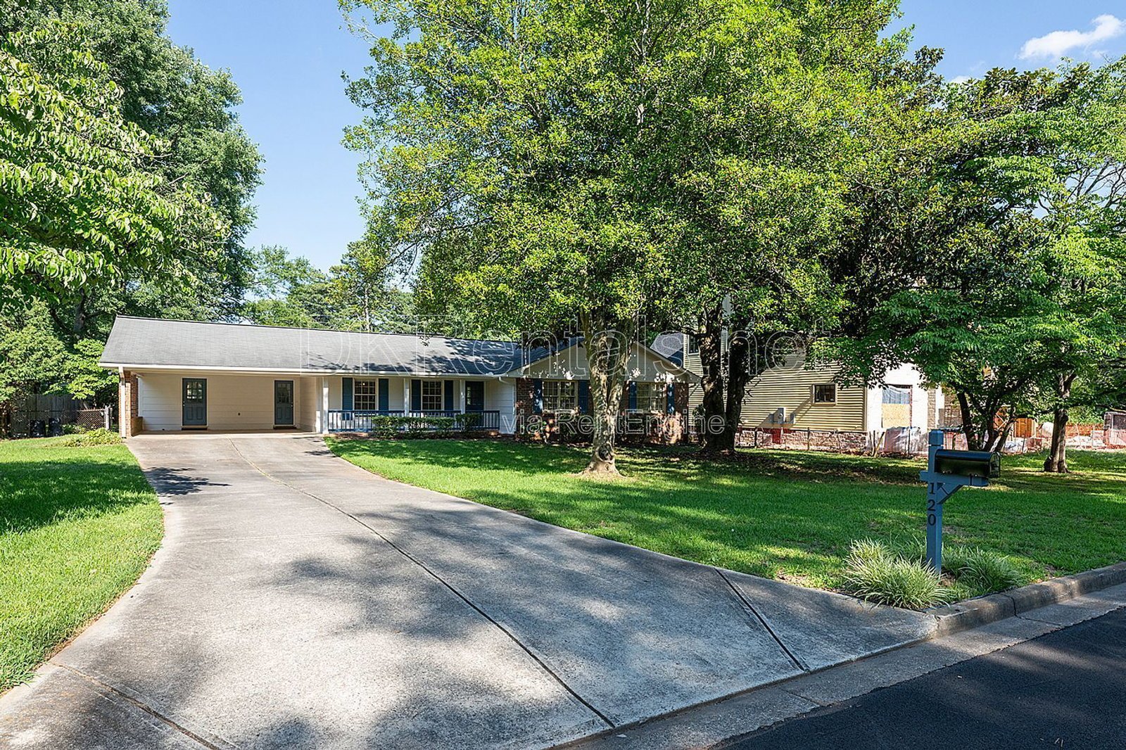Renovated house in Alpharetta cu-de-sac property image