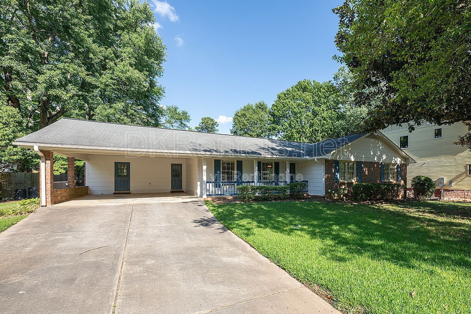 Renovated house in Alpharetta cu-de-sac property image