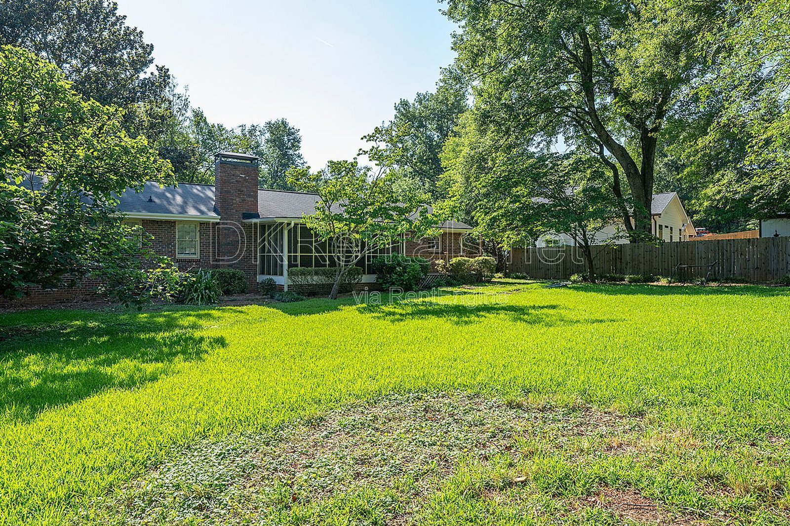 Renovated house in Alpharetta cu-de-sac property image