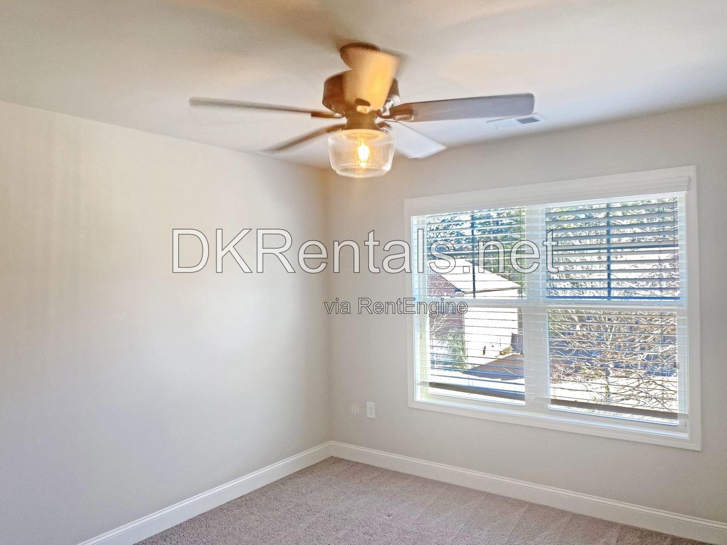 582 Warrenton Run Dr Sugar Hill, GA 30518 property image