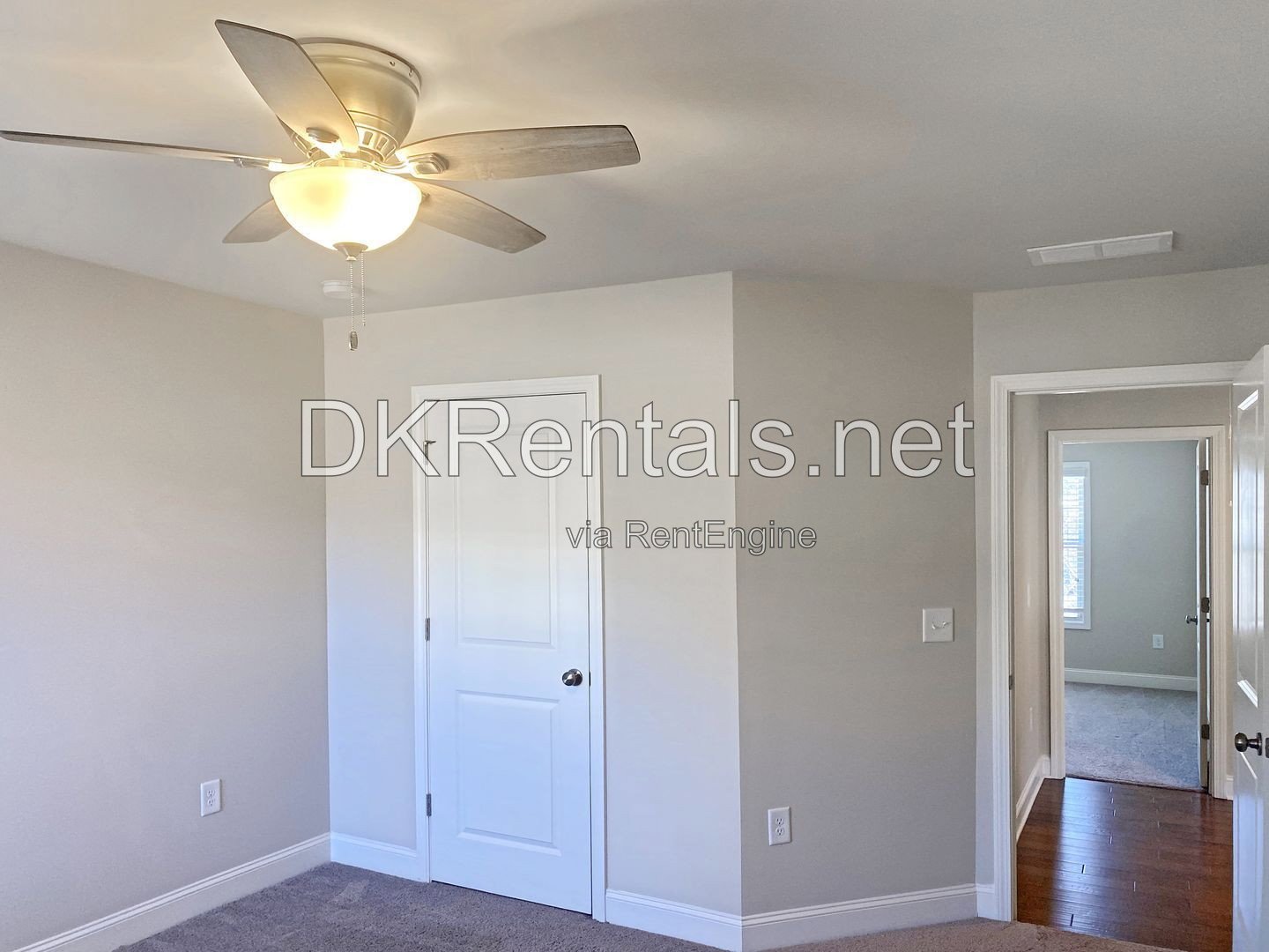 582 Warrenton Run Dr Sugar Hill, GA 30518 property image