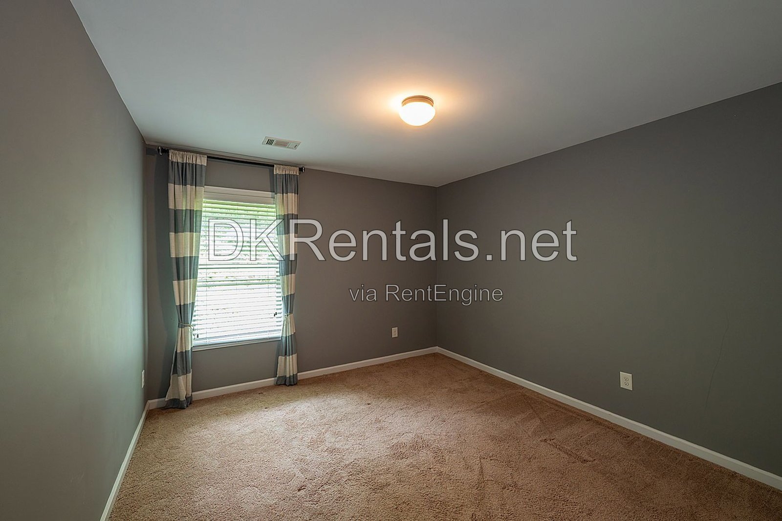 345 Franklin Lane property image