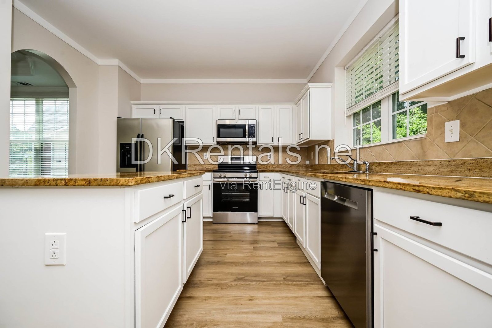 3926 Yosemite Park Lane Snellville, GA 30039 property image
