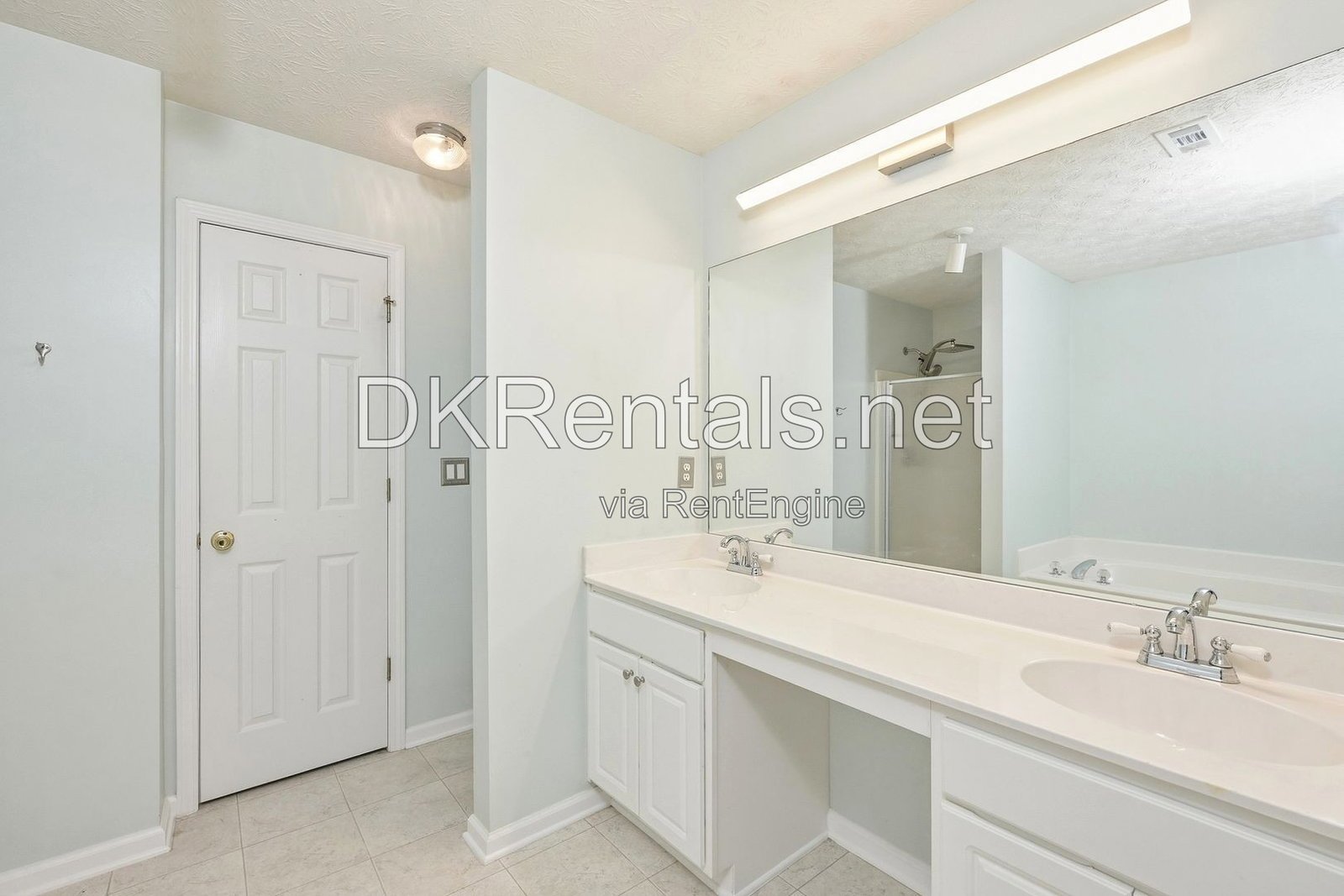 6311 Shoreview Circle Flowery Branch, GA 30542 property image