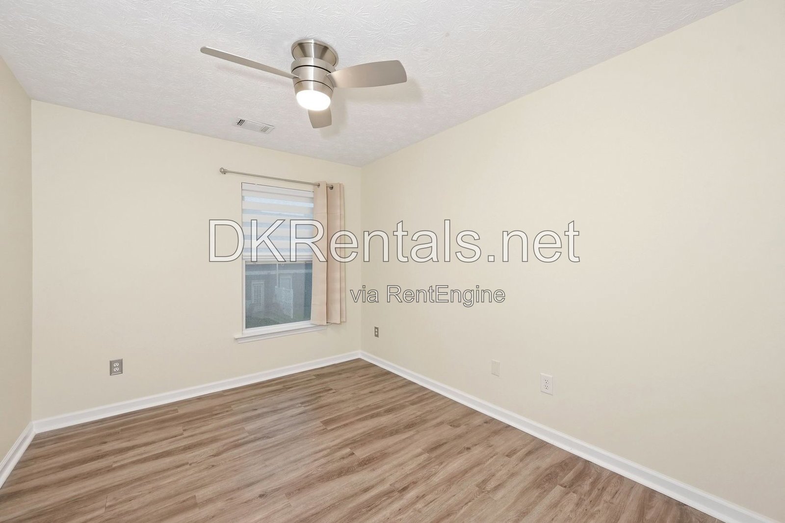 6311 Shoreview Circle Flowery Branch, GA 30542 property image