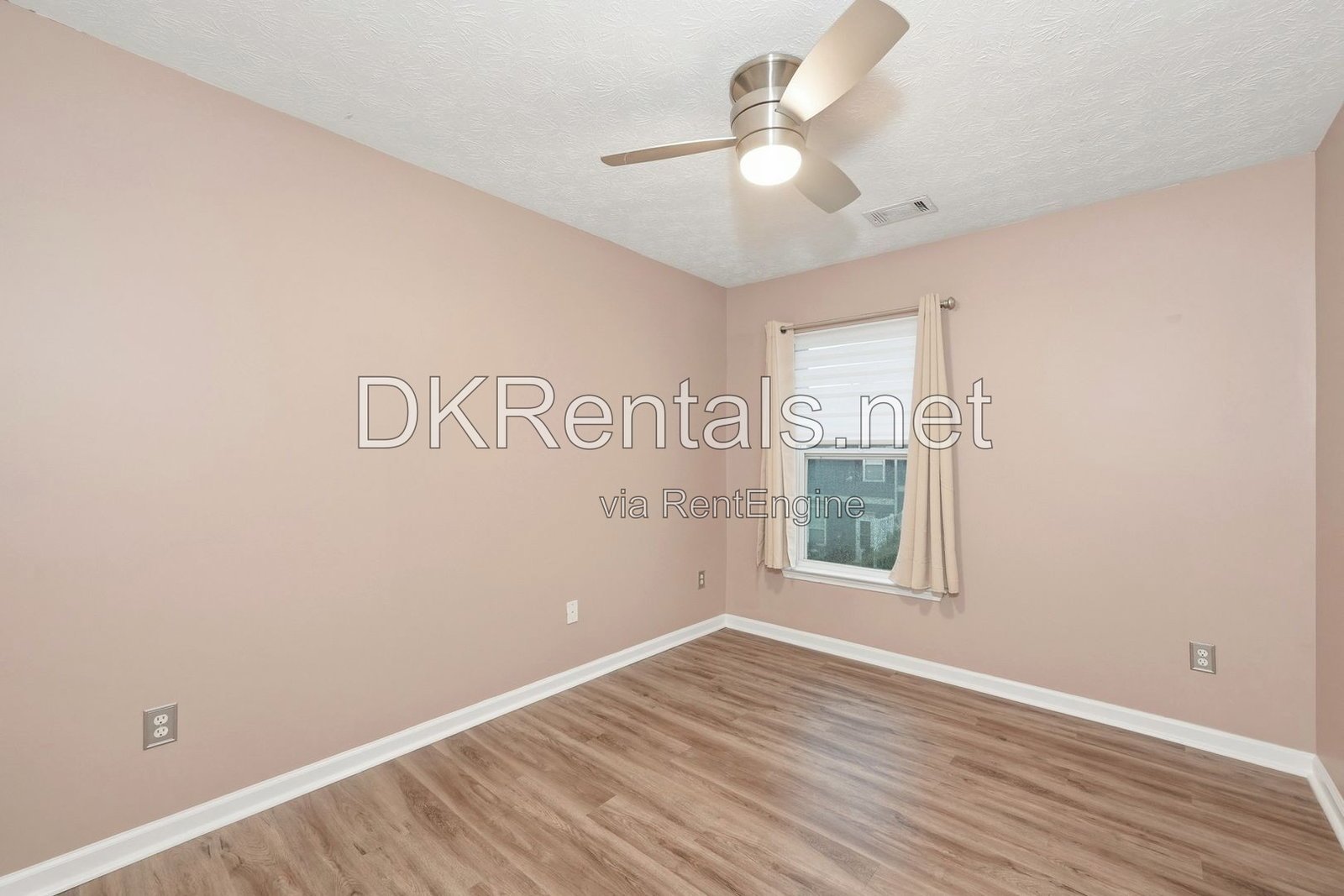 6311 Shoreview Circle Flowery Branch, GA 30542 property image