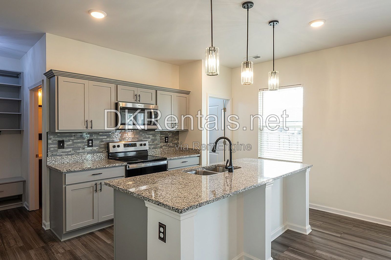 126 Verona Drive Northwest property image