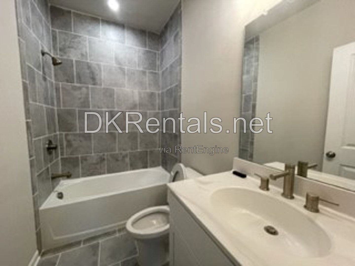 Gorgeous townhouse in Mabelton! property image