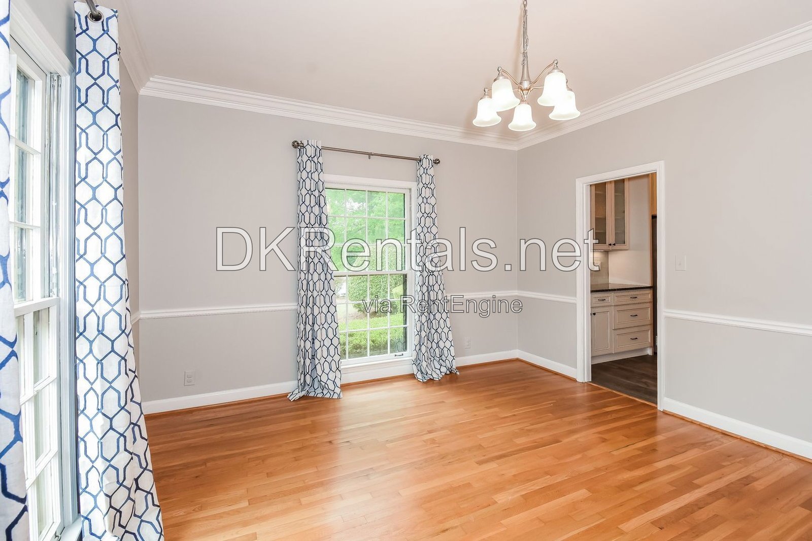 Charming 4-bedroom with ample outdoor space! property image