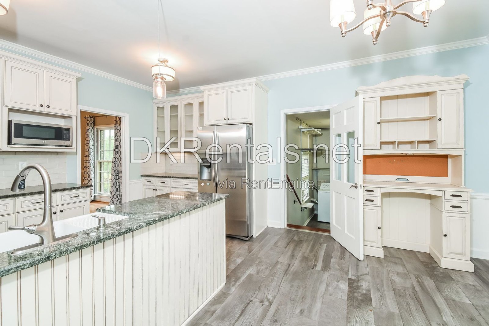 Charming 4-bedroom with ample outdoor space! property image
