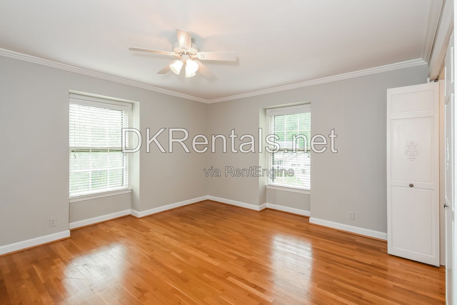 Charming 4-bedroom with ample outdoor space! property image
