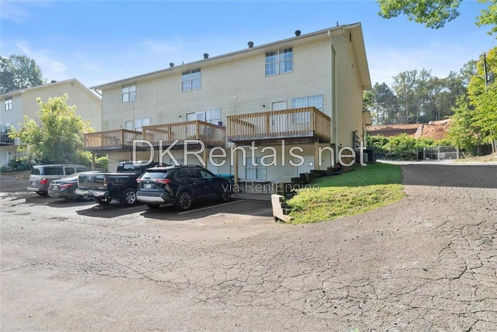 Charming 1-bedroom apartment in Canton! property image