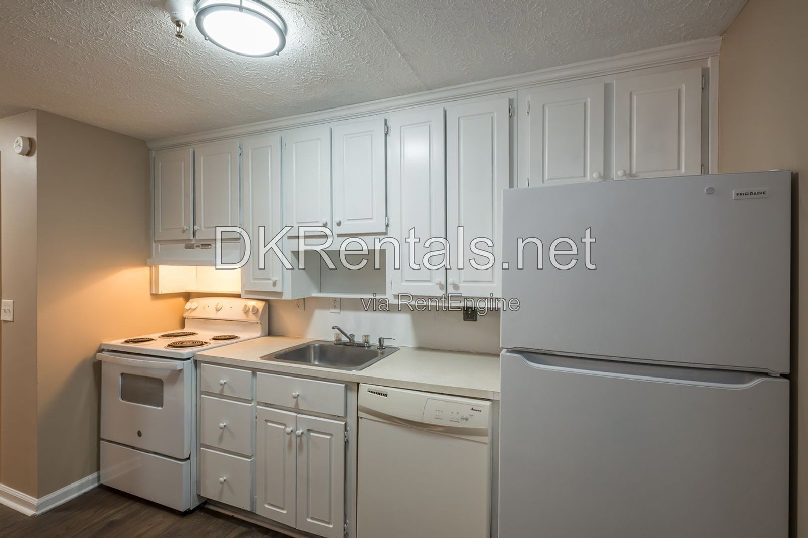Charming 1-bedroom apartment in Canton! property image