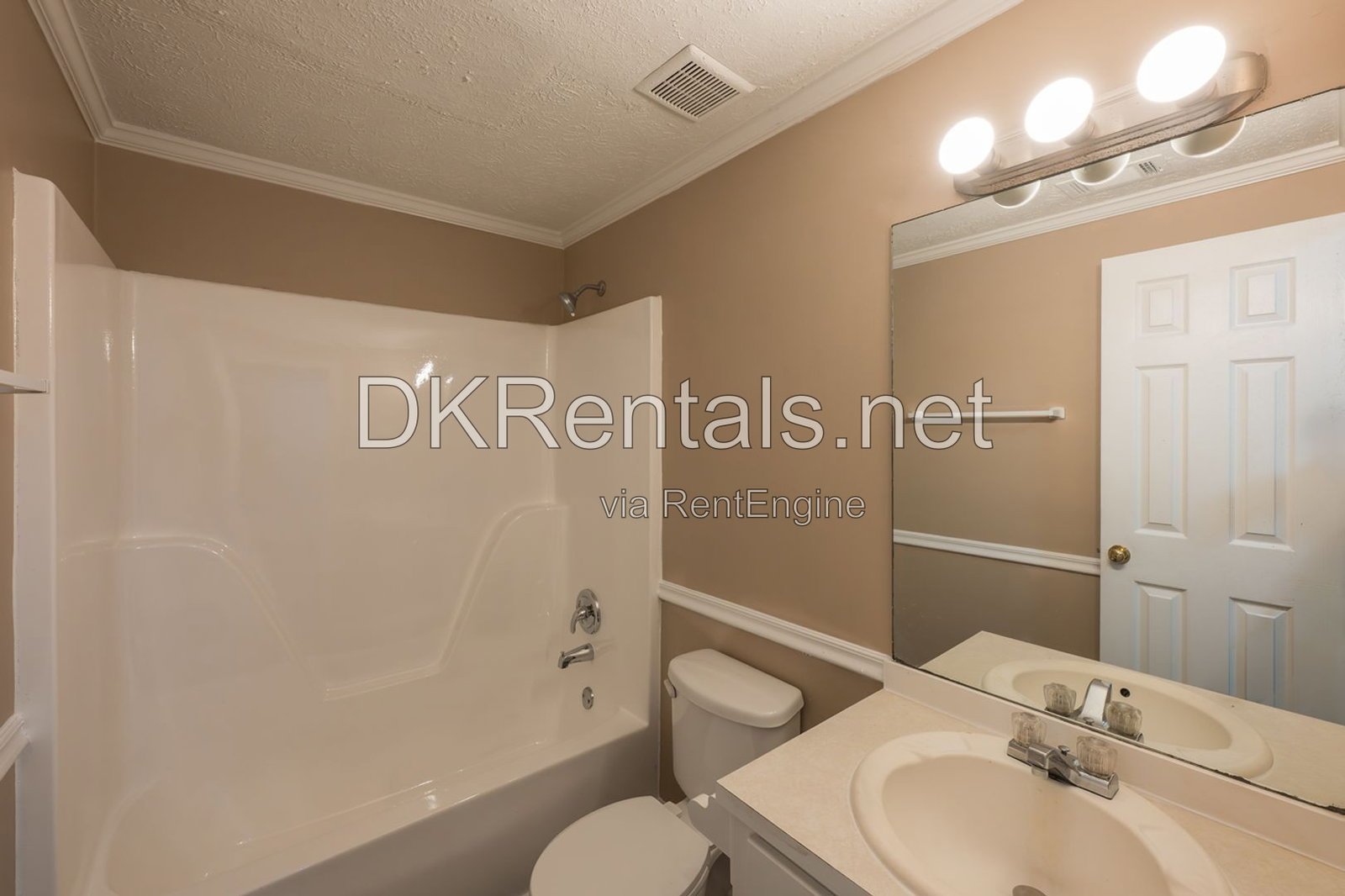 Charming 1-bedroom apartment in Canton! property image