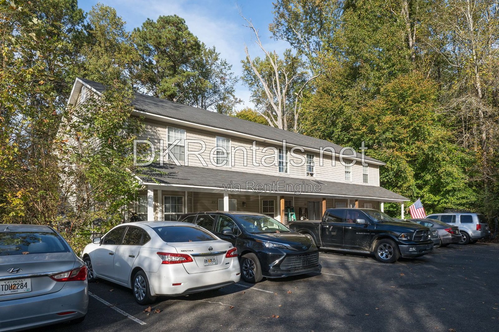 Charming 1-bedroom apartment in Canton! property image