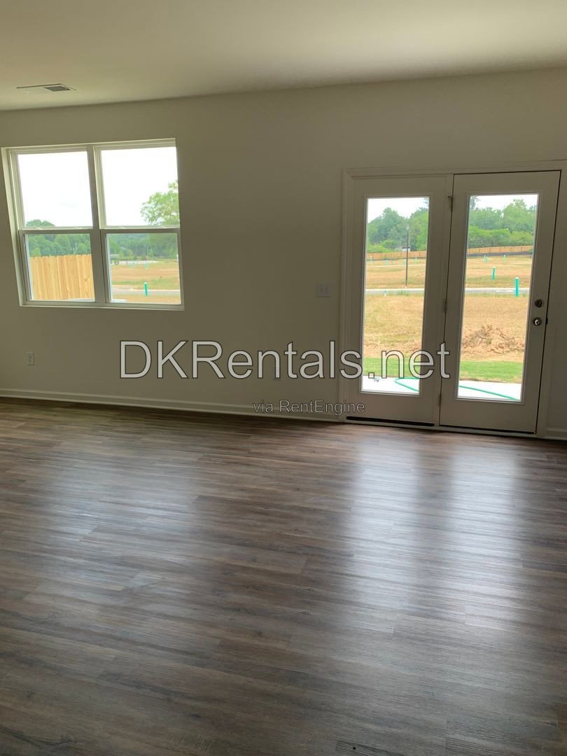 Beautiful Townhome! property image