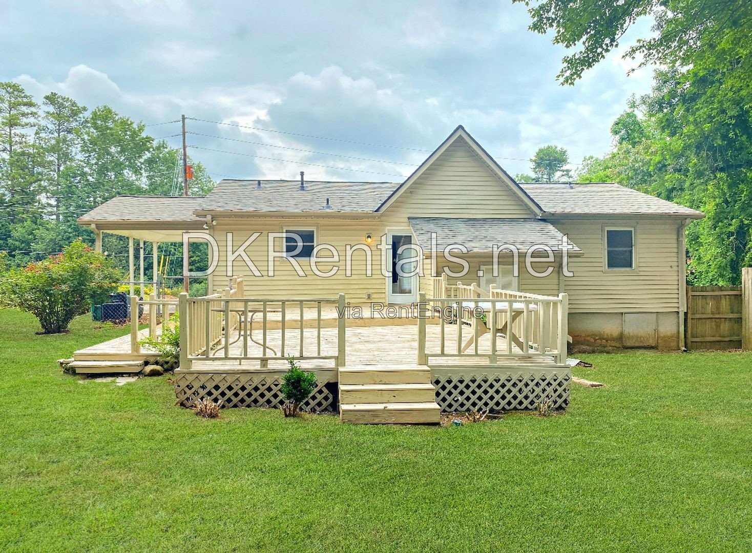 Cozy ranch with natural surroundings! property image