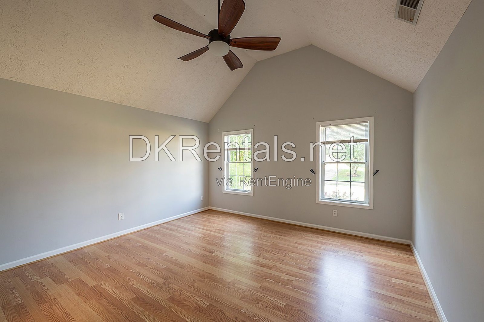 114 Eagle Glen Drive property image