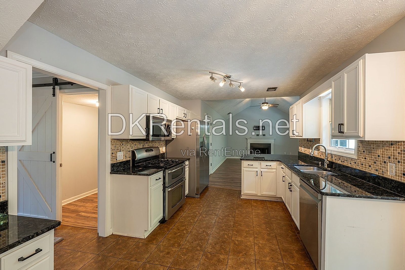 114 Eagle Glen Drive property image