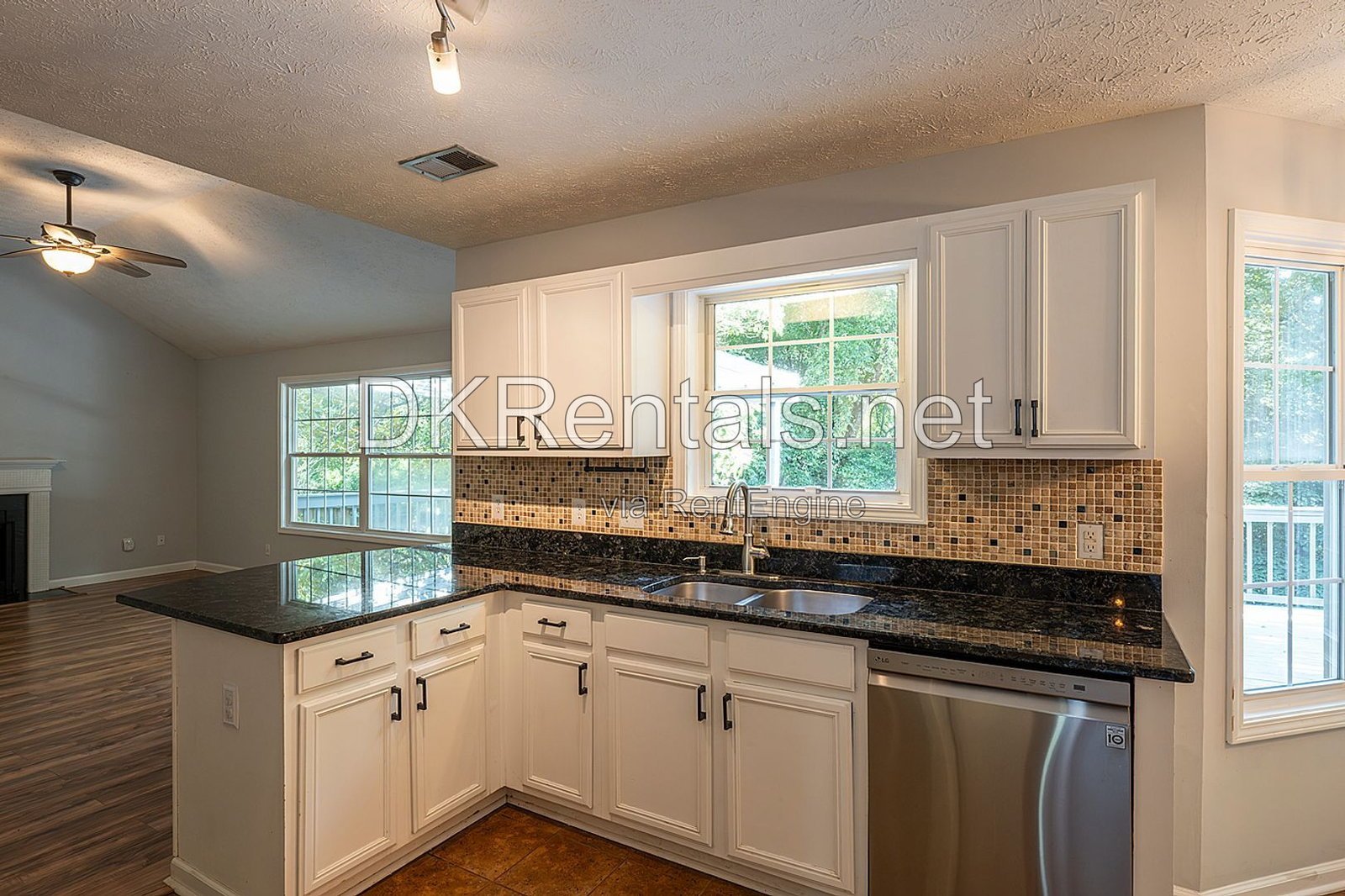 114 Eagle Glen Drive property image
