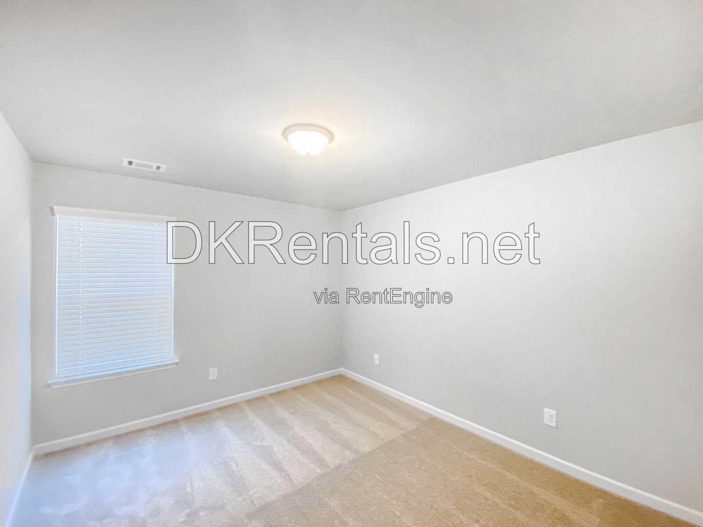 Modern and spacious townhouse in Norcross! property image