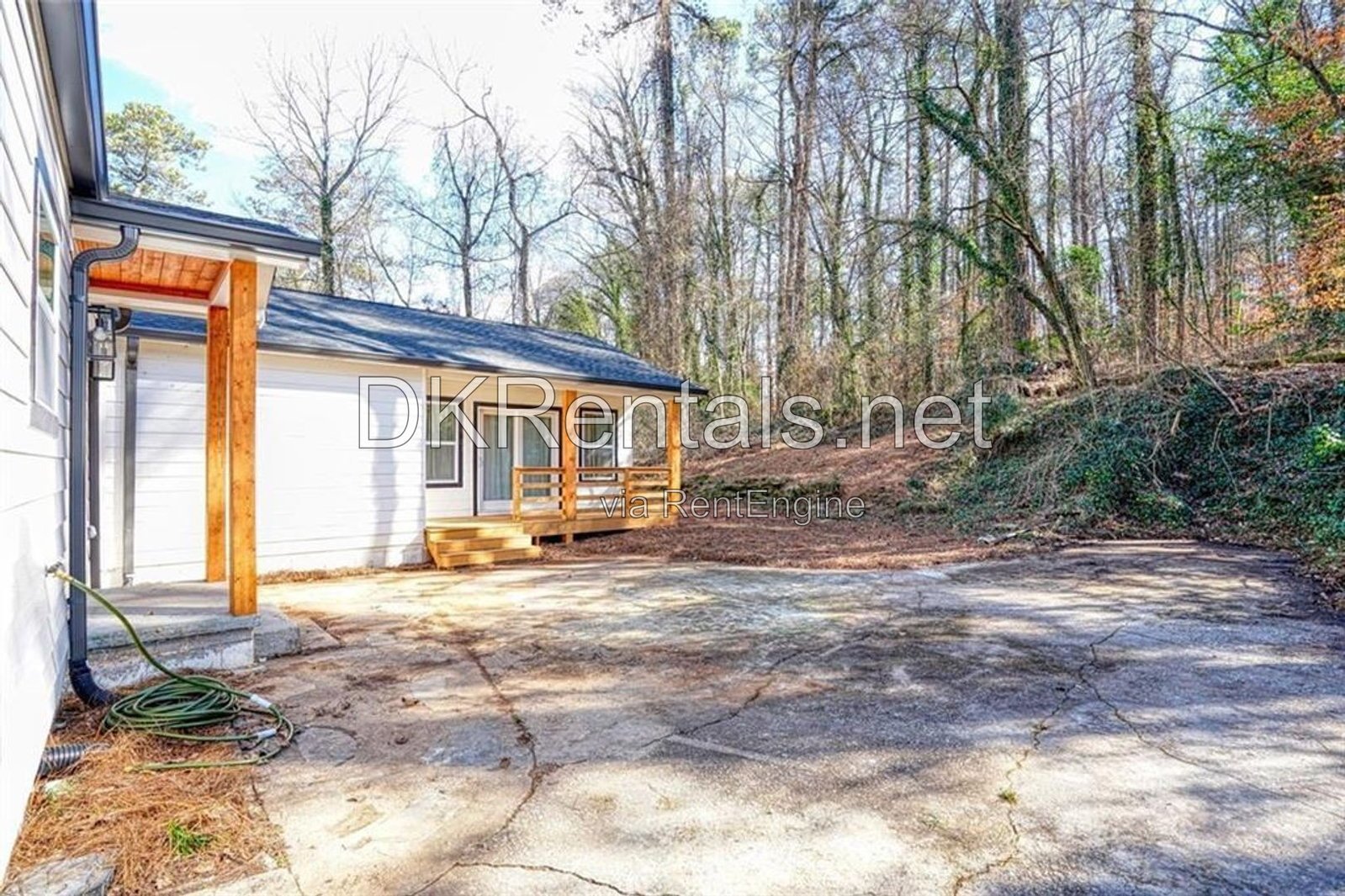2230 Beecher Circle SW Atlanta, GA 30311 property image