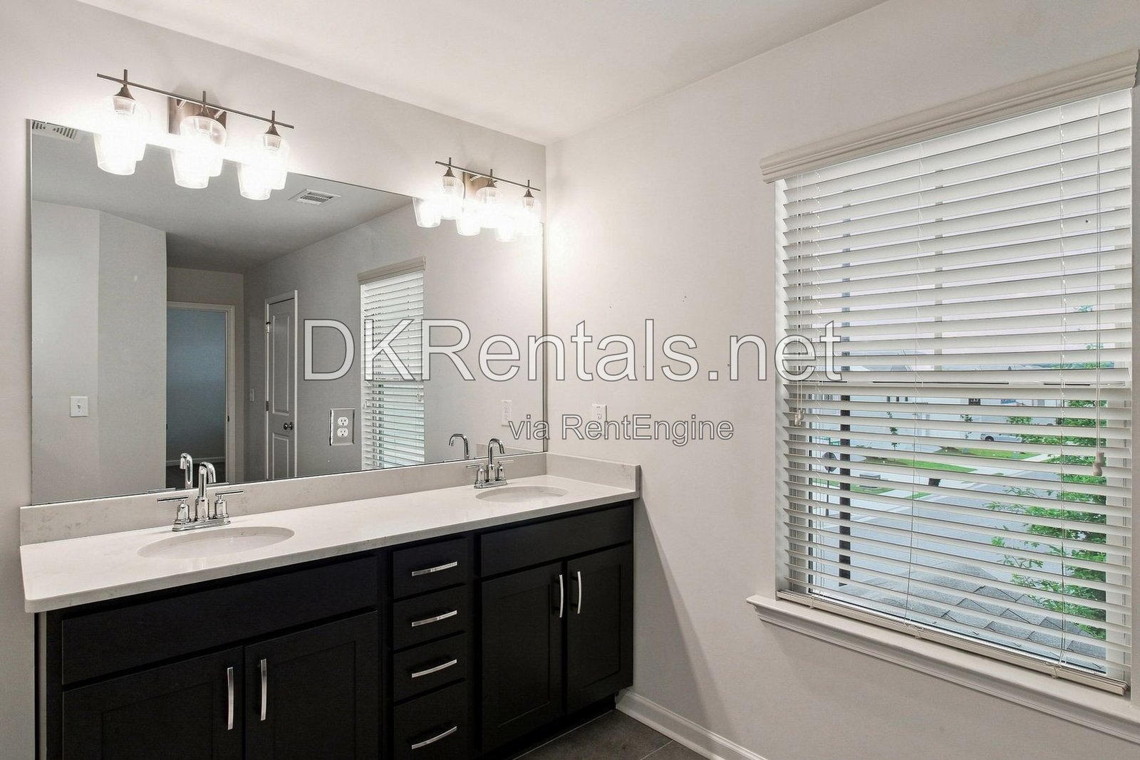2813 Aiden Court College Park, GA 30337 property image