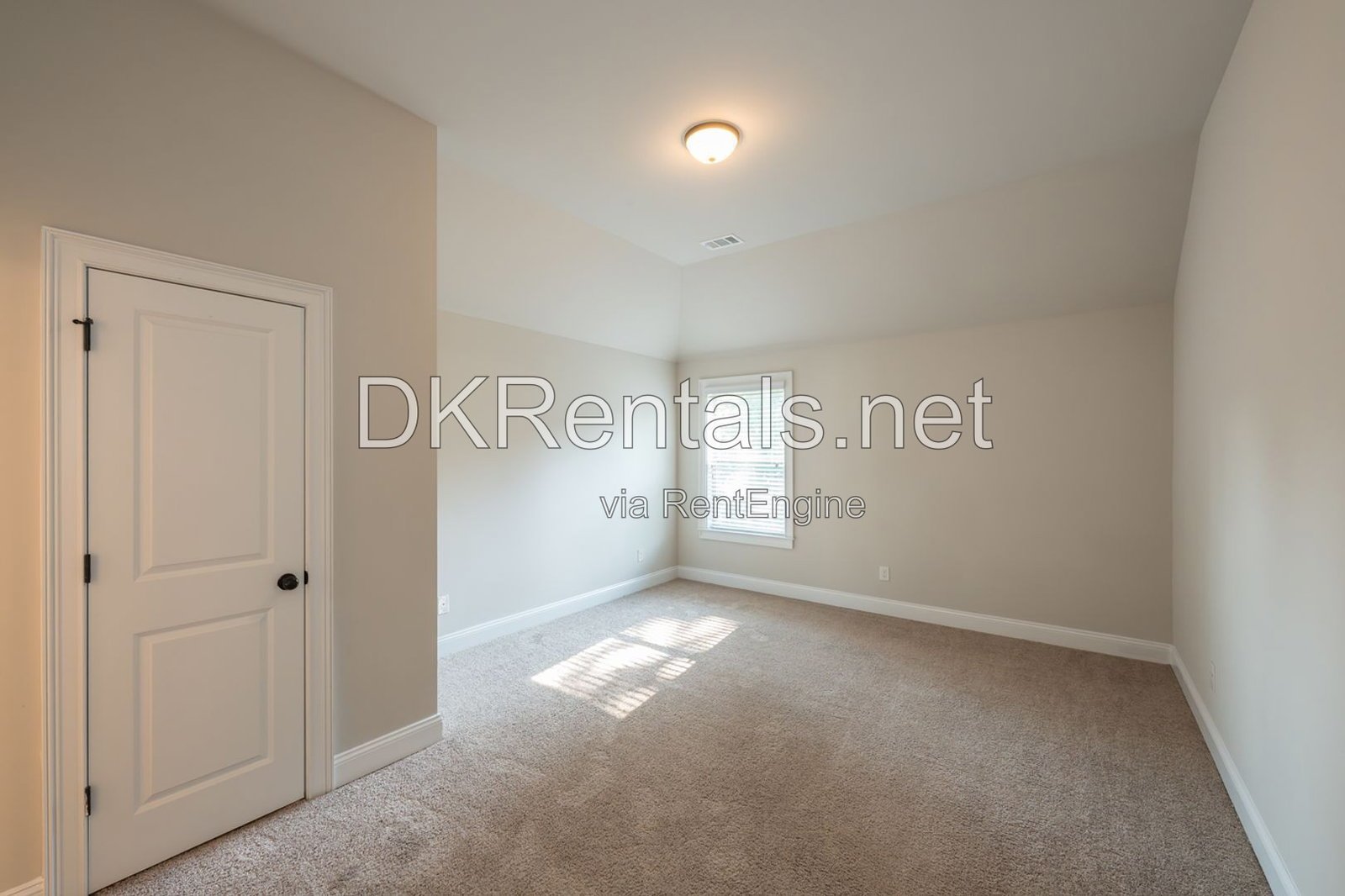 Stunning and modern house in Decatur! property image