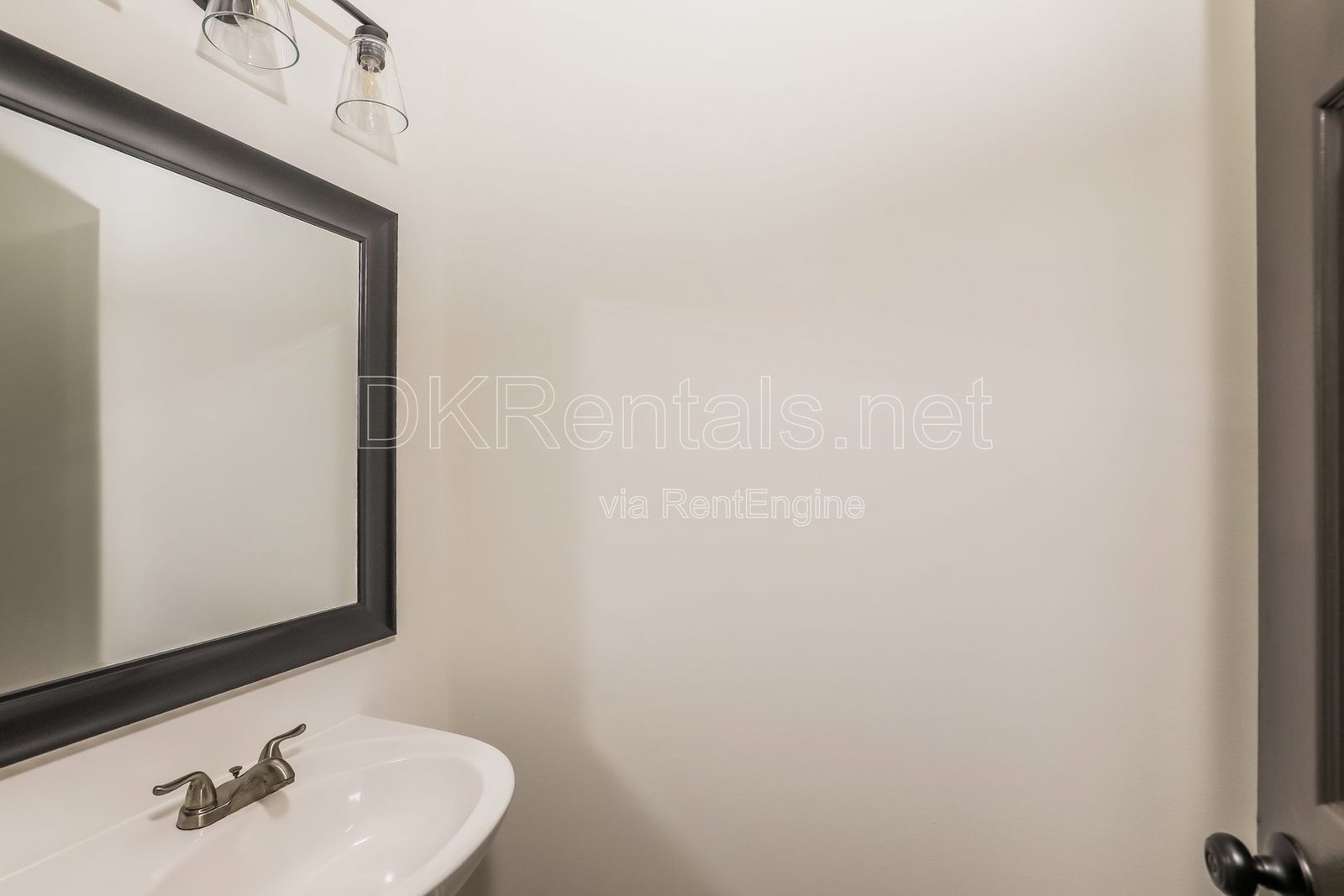 2555 Flat Shoals Road Unit #3005 Atlanta, GA 30349 property image