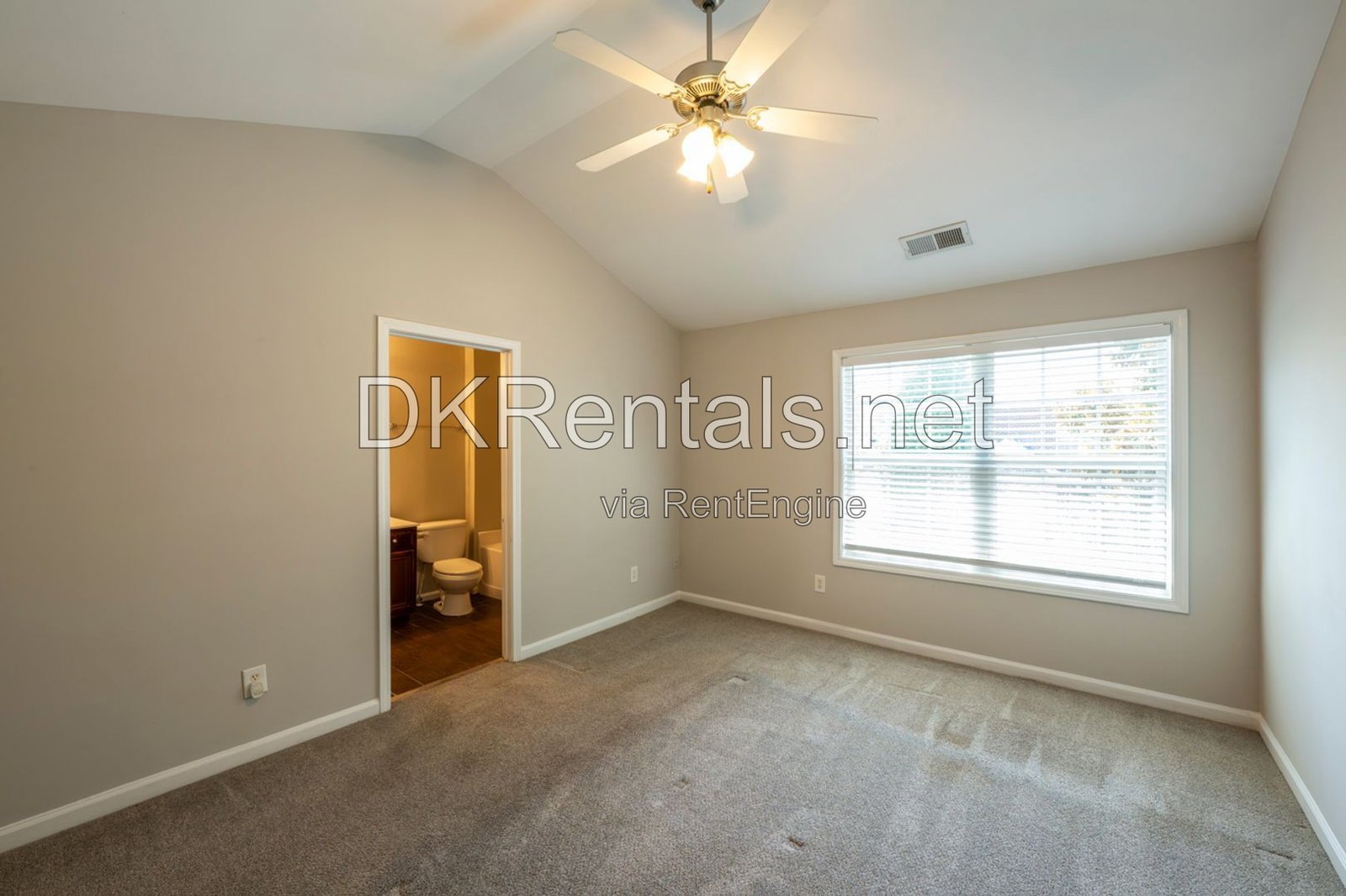South Atlanta Townhome in Gated Community property image