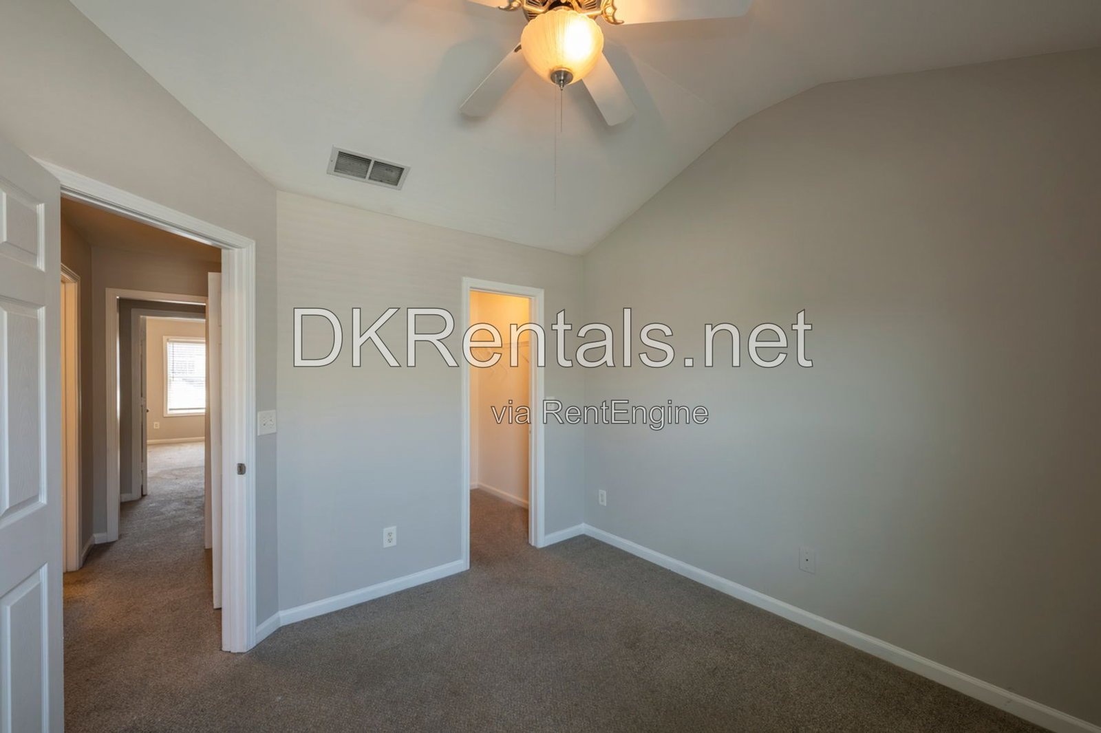 South Atlanta Townhome in Gated Community property image