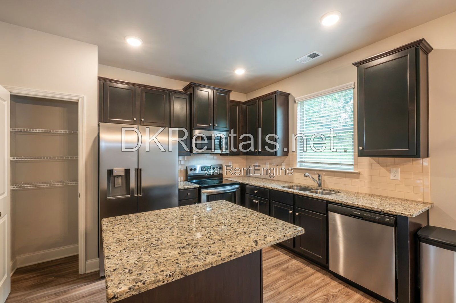 6220 Trickle Bend Atlanta, GA 30349 property image