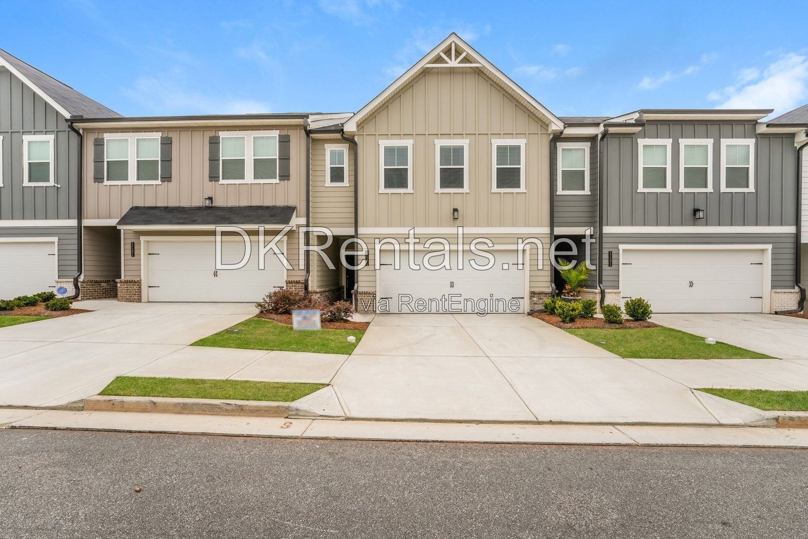 1141 Point Place Dr Loganville, GA 30052 property image