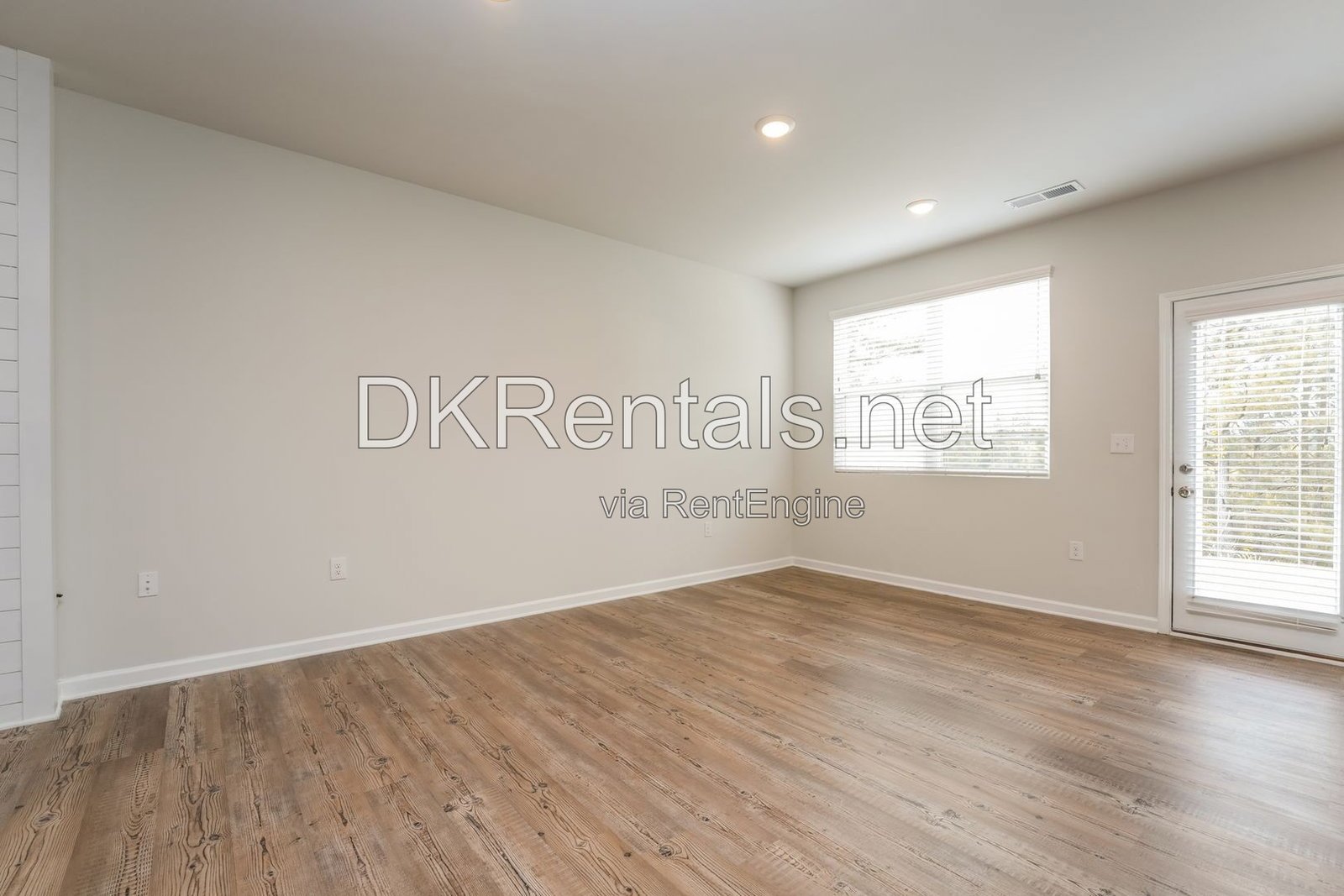 1141 Point Place Dr Loganville, GA 30052 property image