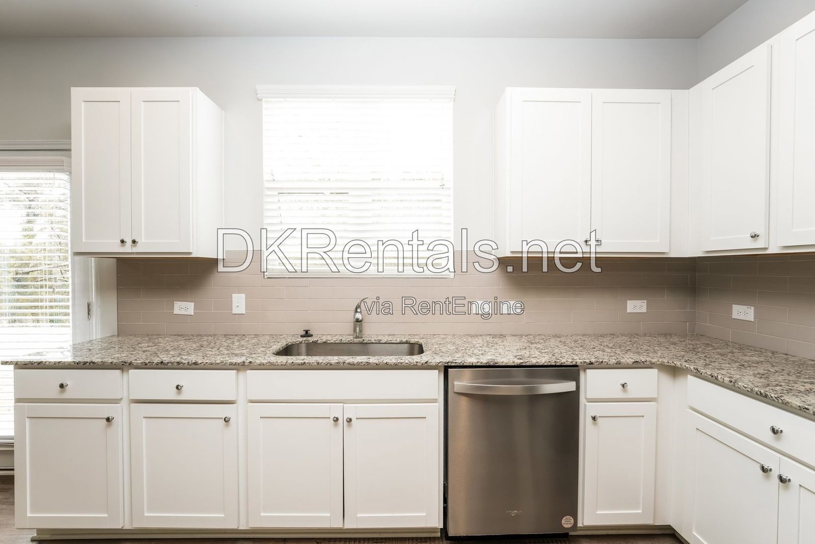 1141 Point Place Dr Loganville, GA 30052 property image