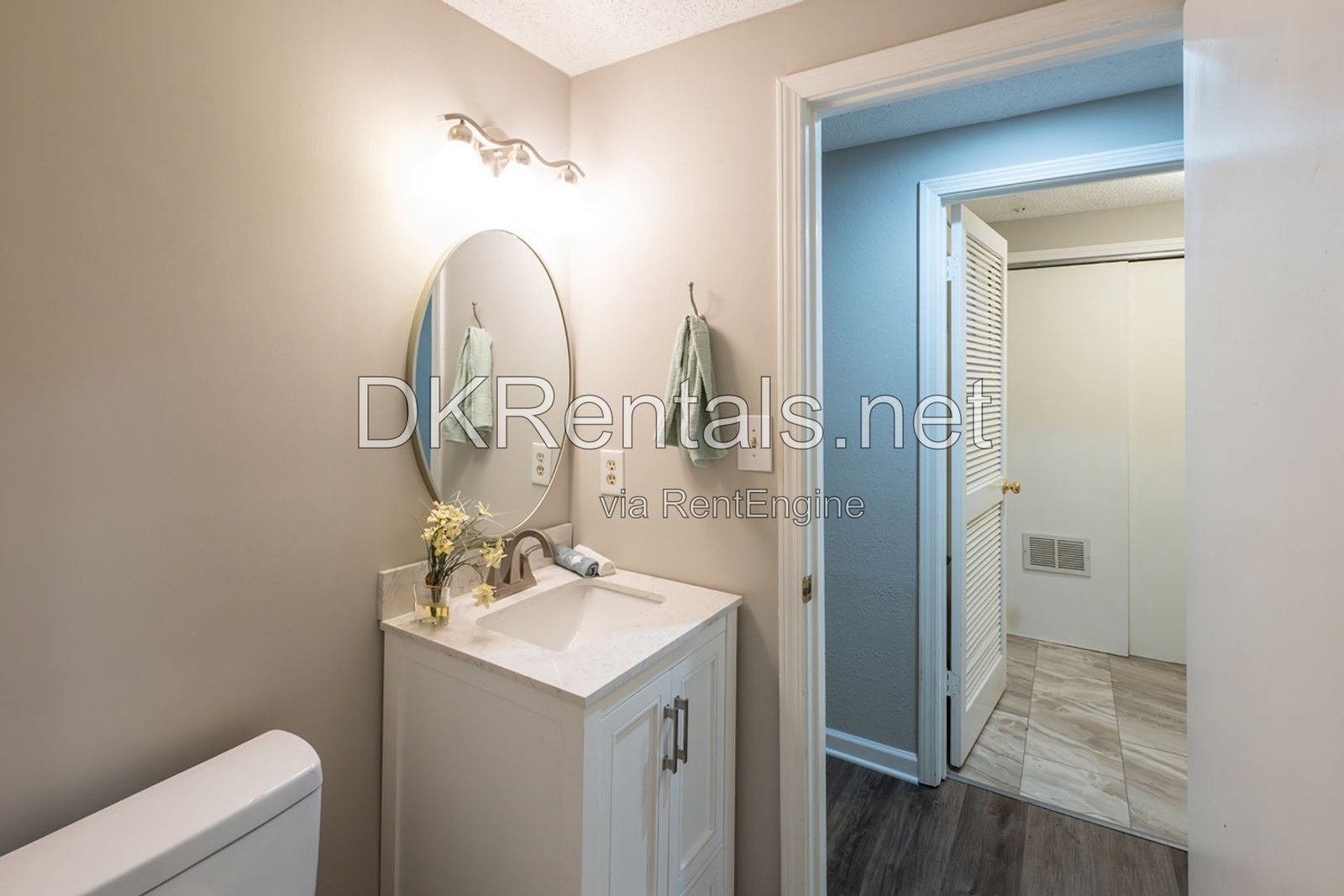 Cozy and confortable condo in Alpharetta! property image