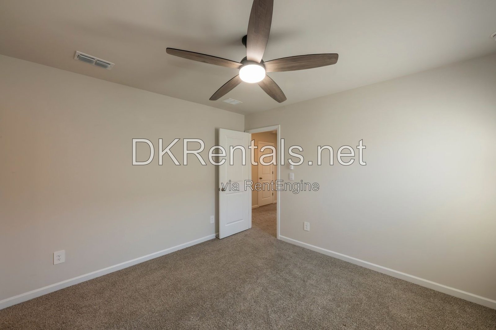 327 Valley Oak Drive property image