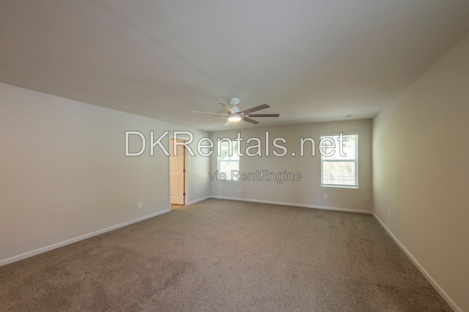 327 Valley Oak Drive property image