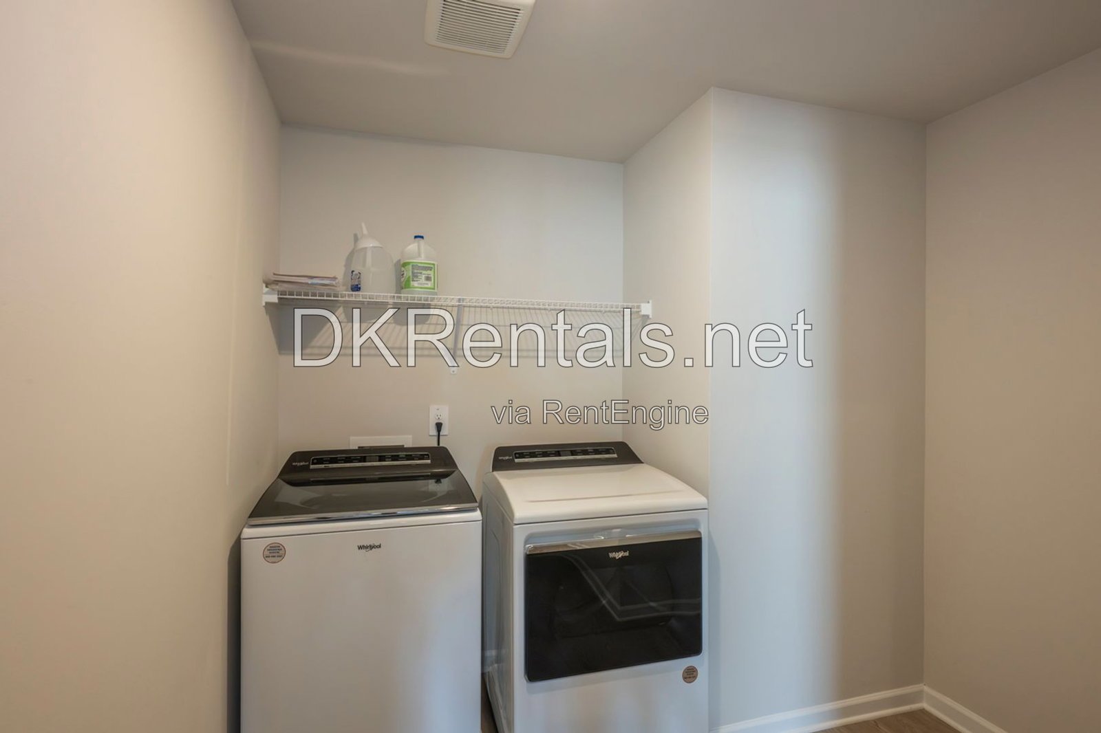 327 Valley Oak Drive property image