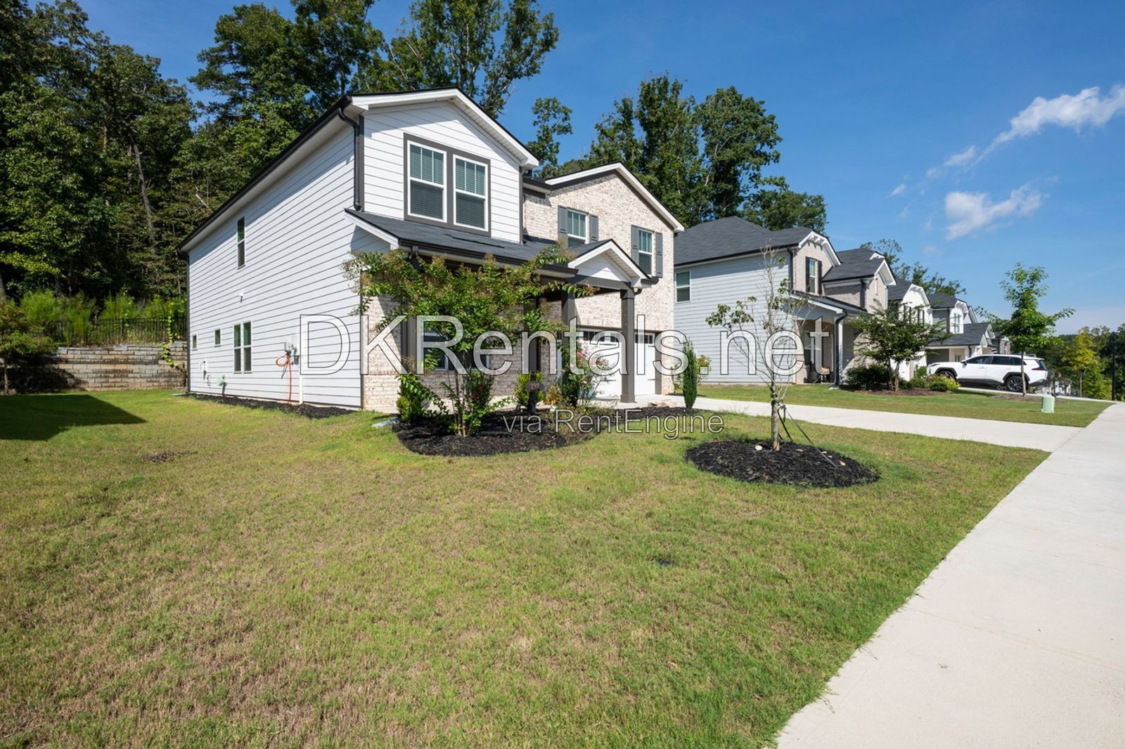 327 Valley Oak Drive property image